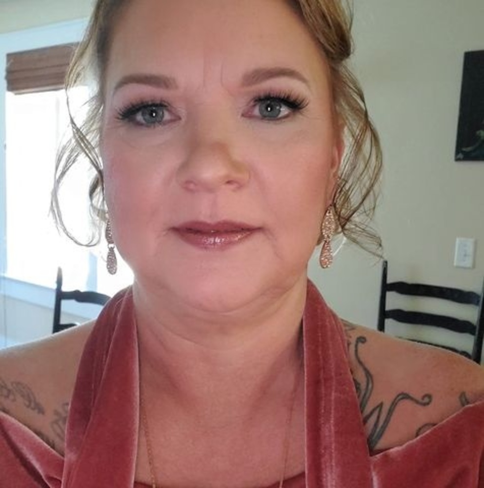 Meet your Posher, Theresa